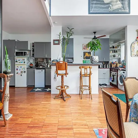 Cozy In With Kitchen París