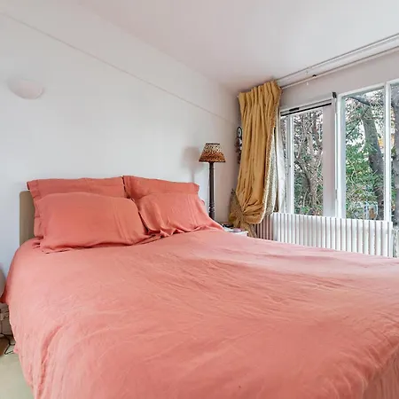 Casa de Férias Gorgeous In With Wifi Paris