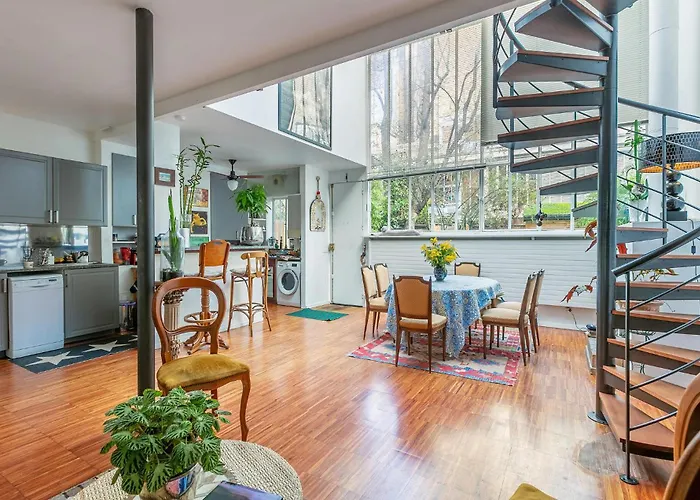 Gorgeous In With Wifi *